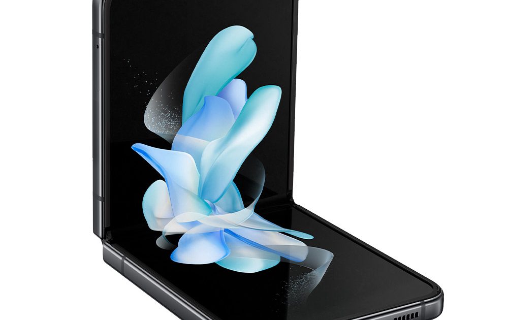 media-Samsung-Z-Fold4-gray-3